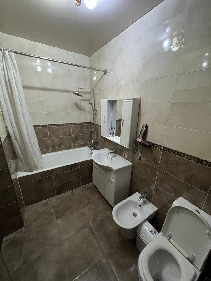 Lite Guest House Μπισκέκ Εξωτερικό φωτογραφία