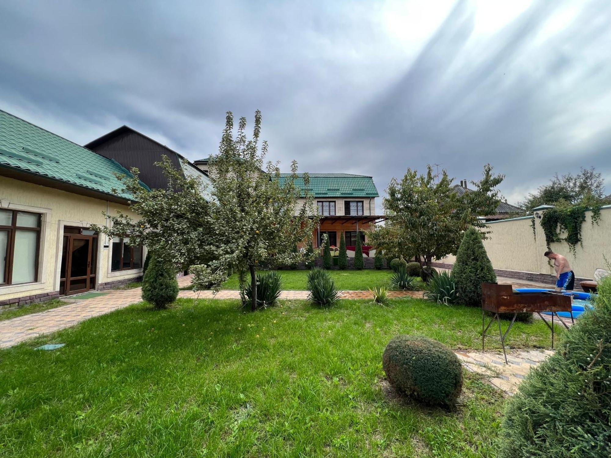 Lite Guest House Μπισκέκ Εξωτερικό φωτογραφία